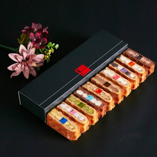 【送料無料】【ワッフル・ケーキの店 R.L（エール・エル）】ダリアブーケ付ワッフルケーキ10種セット 母の日2023