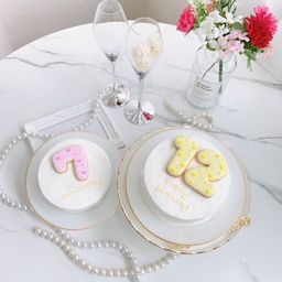 ◯ハートドットナンバーケーキ 4号《選べる9色｜アイシングクッキー｜お好きな数字とメッセージ✧》