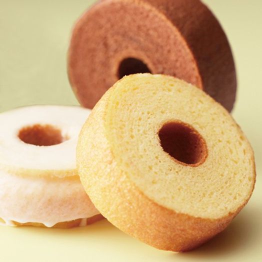 【京王プラザホテル】「バウムクーヘン」 15個入（バニラ・チョコ・ホワイトベール）