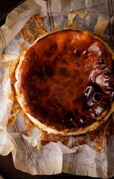 熟成バスク食べ比べとショコラ研究所ガトーショコラのコラボ