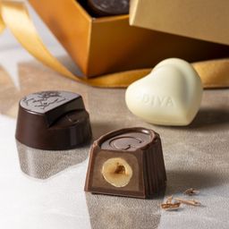 【GODIVA】ハート オブ ゴールド コレクション（6粒入） 母の日のギフト・プレゼント2025