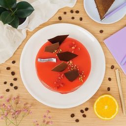 情熱の赤と酸味を楽しむ白金プレミアムミロワール（フランボワーズ）