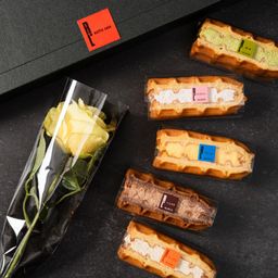 【送料無料】【ワッフル・ケーキの店 R.L（エール・エル）】 ローズ付ワッフルケーキ10種 定番 母の日のギフト・プレゼント2025