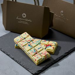 ドバイチョコレート 板チョコ ホワイト