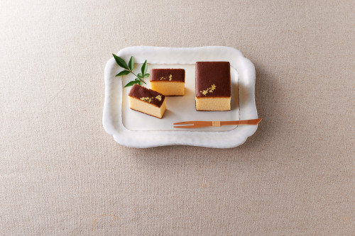 京・伏見 三源庵 金箔カステラ