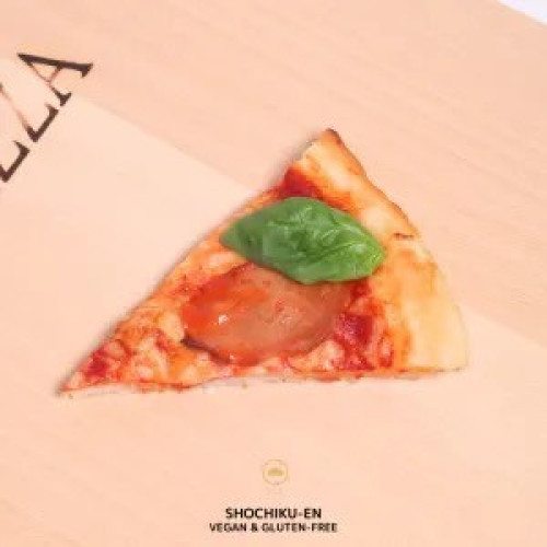 ベーコンの米粉ピザ《小麦、乳、卵不使用》パーティーに最適！！