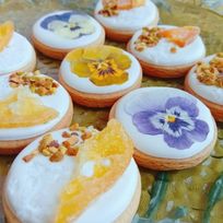 ドライフルーツとお花のアイシングクッキーギフト