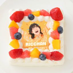 【ボンボンTV】りっちゃん 四角型写真ケーキ 4号 12cm