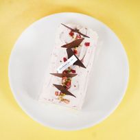 白金クリームロール（苺）
