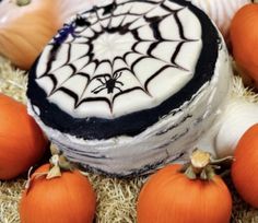 ★ハロウィン限定★蜘蛛の巣ミルクレープ
