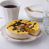 【店頭受取】ヴィーガン パンプキンケーキ 4号 12cm《ヴィーガンスイーツ・ヴィーガンケーキ》