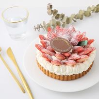 【店頭受取】採れたていちごのストロベリータルト 6号