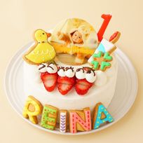 【店頭受取】【低甘味、低脂肪の体に優しいヨーグルトクリーム】 フォトケーキ アイシングクッキー写真ケーキ ファーストバースデー（ひよこ） 3号 9cm