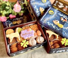 【店頭受取】猫とリスの秘密の夜会缶 ギフト 