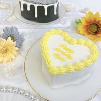 【店頭受取】白いハート型センイルケーキ✧ 4号《選べる9色｜ハート｜韓国｜誕生日｜お好きなメッセージ❤︎》