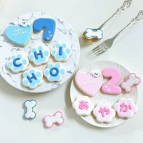 【店頭受取】◻︎トイプー♡肉球アイシングクッキーセット（メッセージプレート＋骨型クッキー2つ）＋お好きなアルファベット・数字・ひらがなでお作りします♪《アルファベット・数字・ひらがな：1枚》