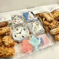 【きらめく時計】クリスマスの時を閉じ込めた琥珀糖スイーツボックス