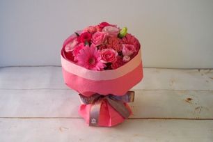 【店頭受取】マジカルブーケ M ピンクカラー・ラッピングを解かずにそのまま飾れる不思議な花束 