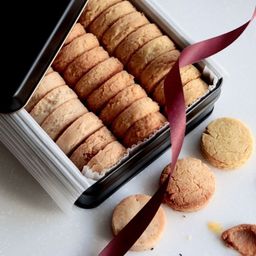 甘くないクッキー缶 《ヴィーガン、グルテンフリースイーツ》 バレンタイン2026