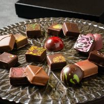 ボンボンショコラ16個入 / バレンタイン2026