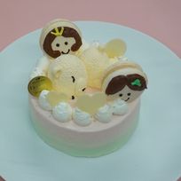 ひな祭り おやすみクマのホワイトチョコ苺ショート｜お雛さまマカロン付き