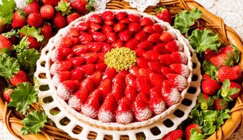 【店頭受取】【2/19～】イチゴのタルト (15cm)