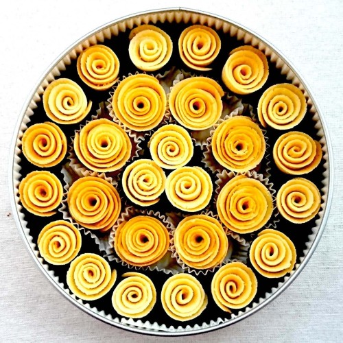 ばらの花のクッキー【丸缶大】