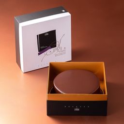 発売10日 3000個！伝説のザッハトルテ 【神戸洋藝菓子ボックサン】神戸マイスター ザッハトルテ  5号 誕生日 ギフト 熨斗対応：母の日2026 