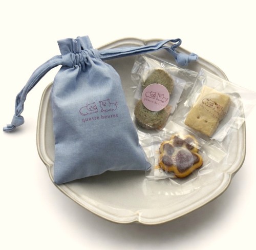 ３種のおやつ入り巾着ギフトバッグ