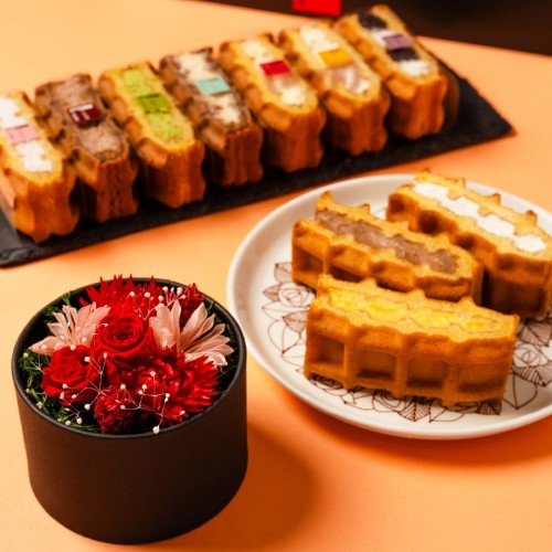 【送料無料】フラワードーム付きワッフル10種セット【レッド】 
