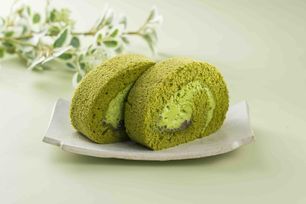 抹茶ロールケーキ