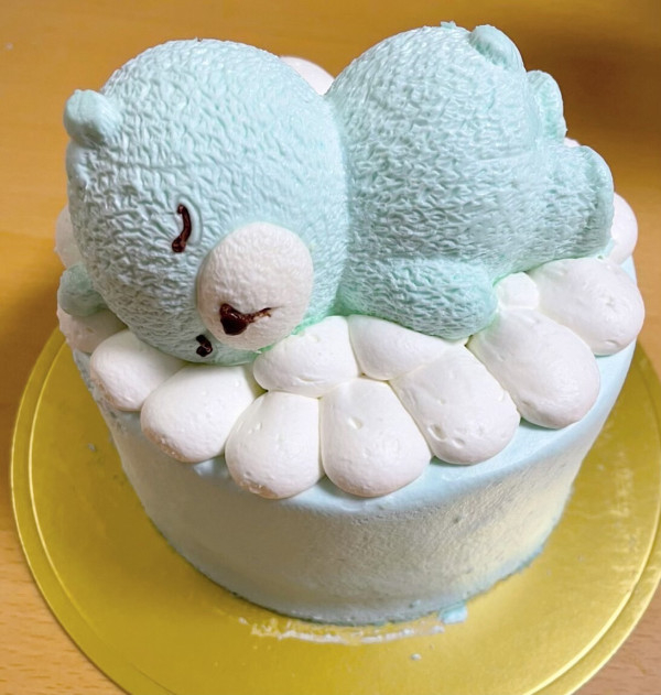 くまちゃんが7色から選べる！】おひるねくまのくぅちゃんホールケーキ 4号の口コミ・評判 | Cake.jp